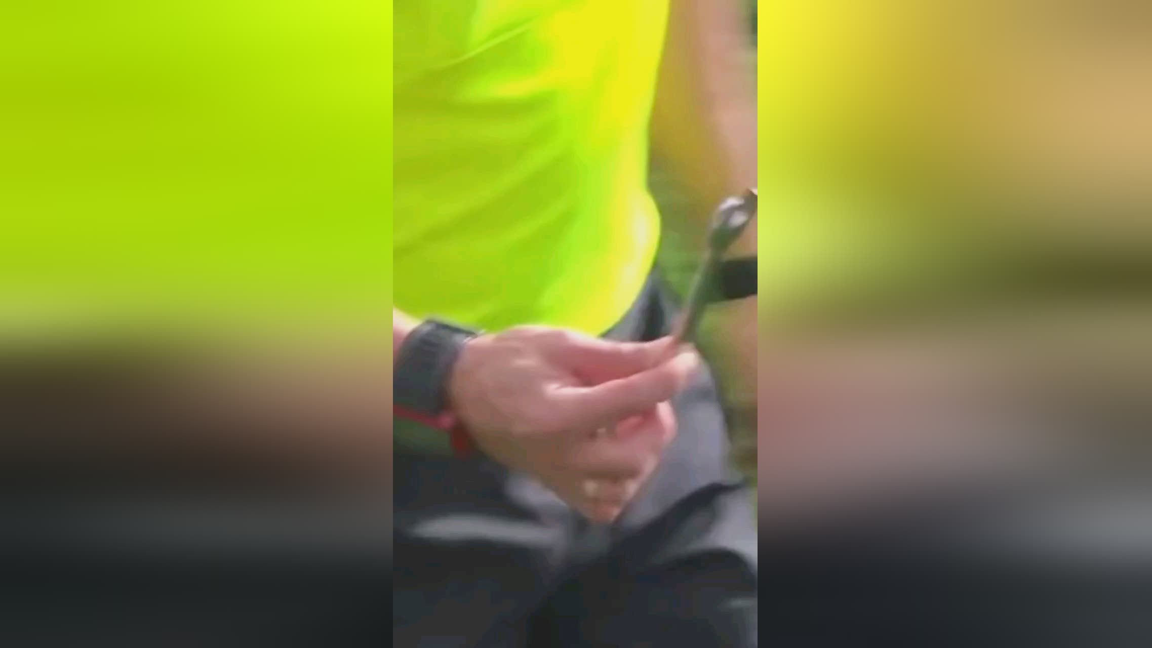 奋随着性